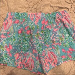 Colorful Lilly Pulitzer luxletic shorts